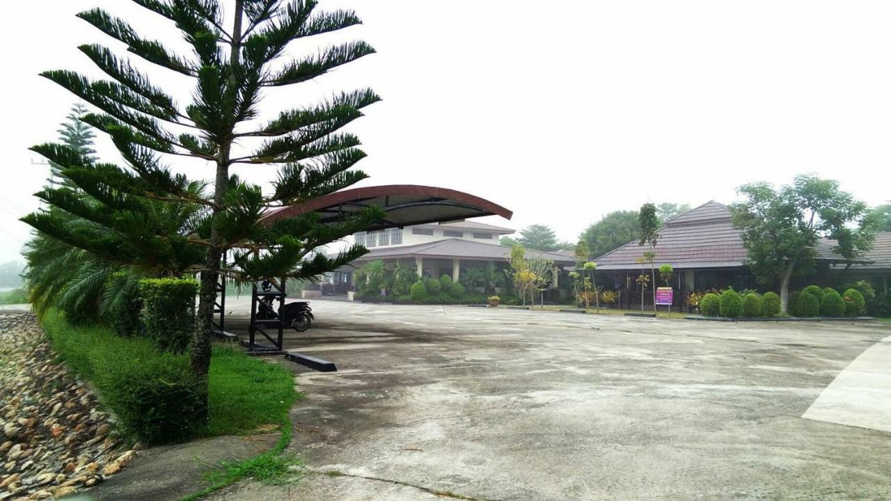 Northstar Hotel & Resort Ban Mae Kon Luaran gambar